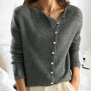 Alfonsa - Elegant Cardigan