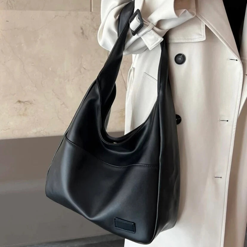 Uma | Retro Shoulder Bag