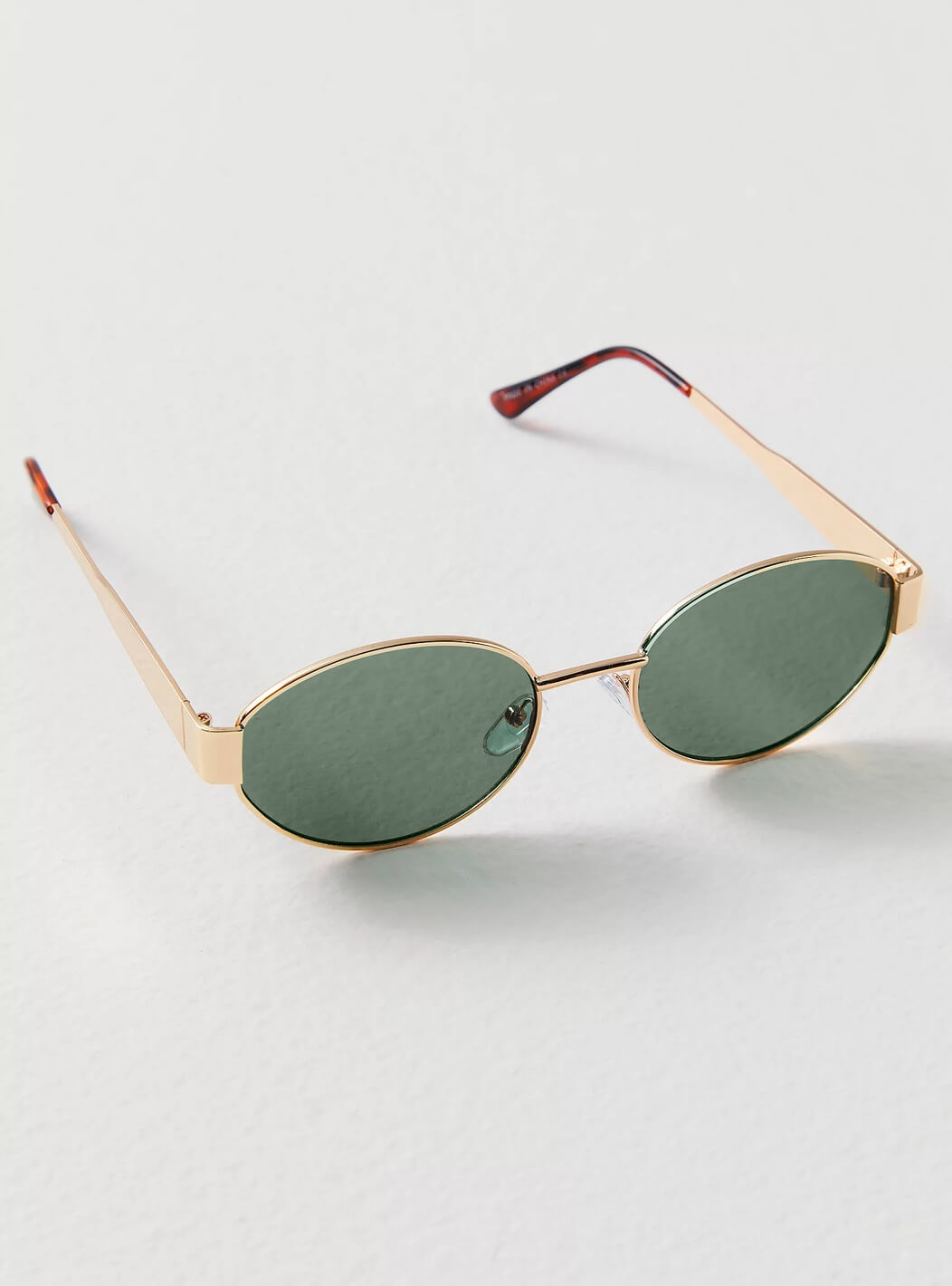 Eden - Elegant Sunglasses With UV400