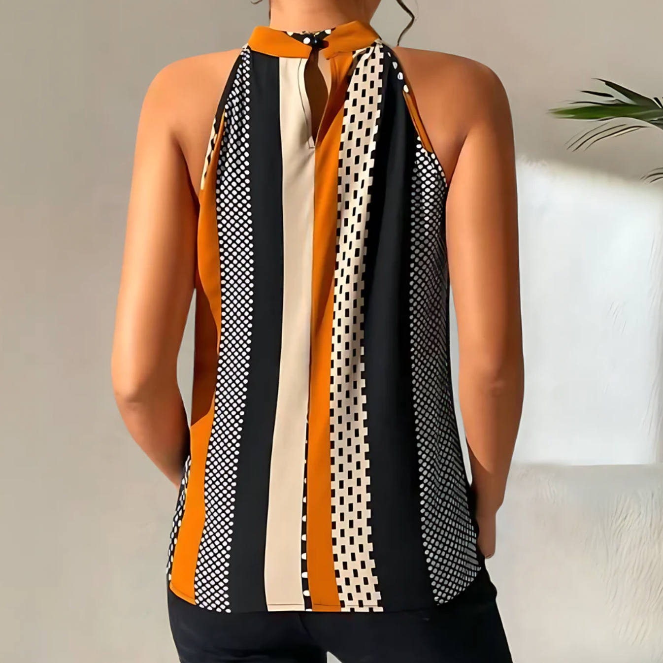 Nerina - Trendy Chic Top